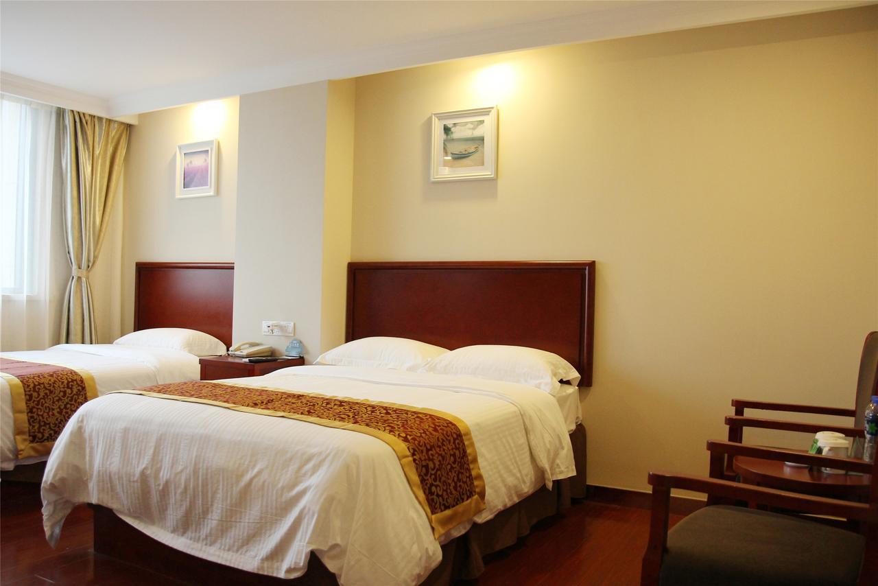Greentree Inn Xinjiang Fukang Fukang Business Hotel Changji Exterior photo